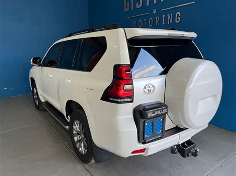 Used TOYOTA LAND CRUISER PRADO for Sale 